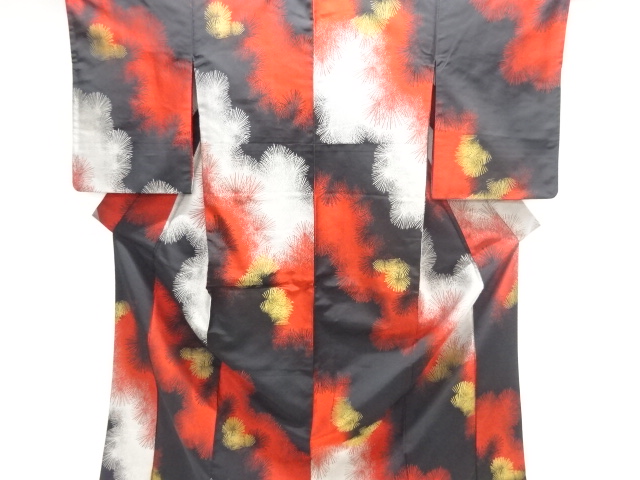 大正ロマン　松模様織出しお召し着物